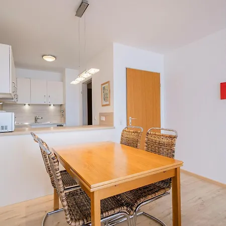 Apartment Ferienwohnpark Zwei-zimmer-apartment 49 34 Immenstaad am Bodensee