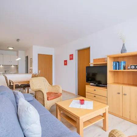 Apartment Ferienwohnpark Zwei-zimmer-apartment 49 34 Immenstaad am Bodensee